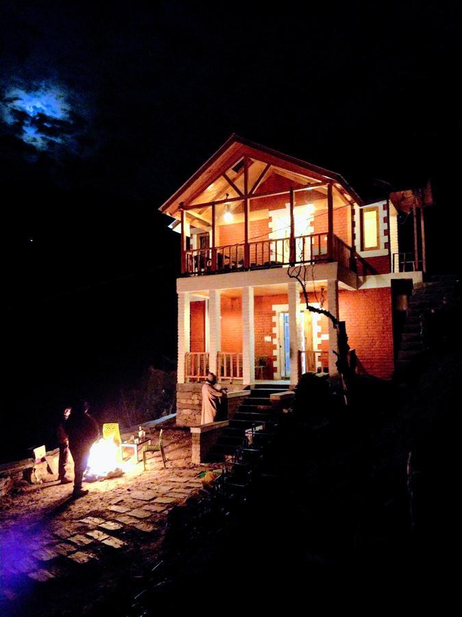 Offbeat Abodes - Tirthan Valley Banjar Exterior photo